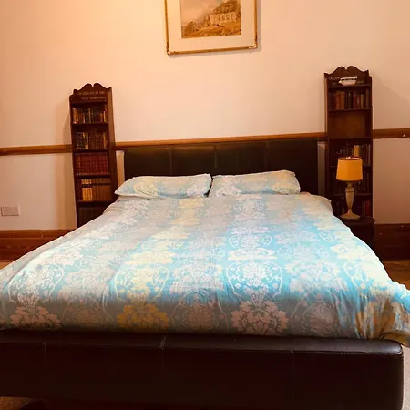 Spacious Family And Pet Friendly With Sea Views *